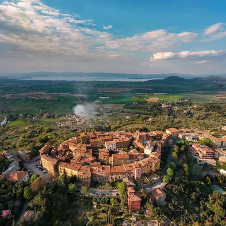 Leonaerdo Guests House Leilighet Panicale Eksteriør bilde