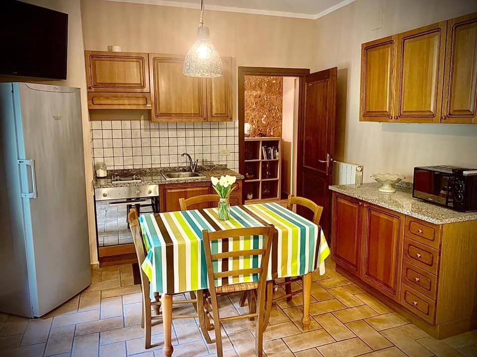 Leonaerdo Guests House Leilighet Panicale Eksteriør bilde